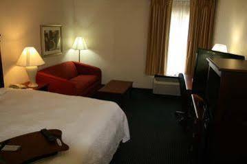 Hotel Hampton Atlanta-mall Of Georgia Buford
