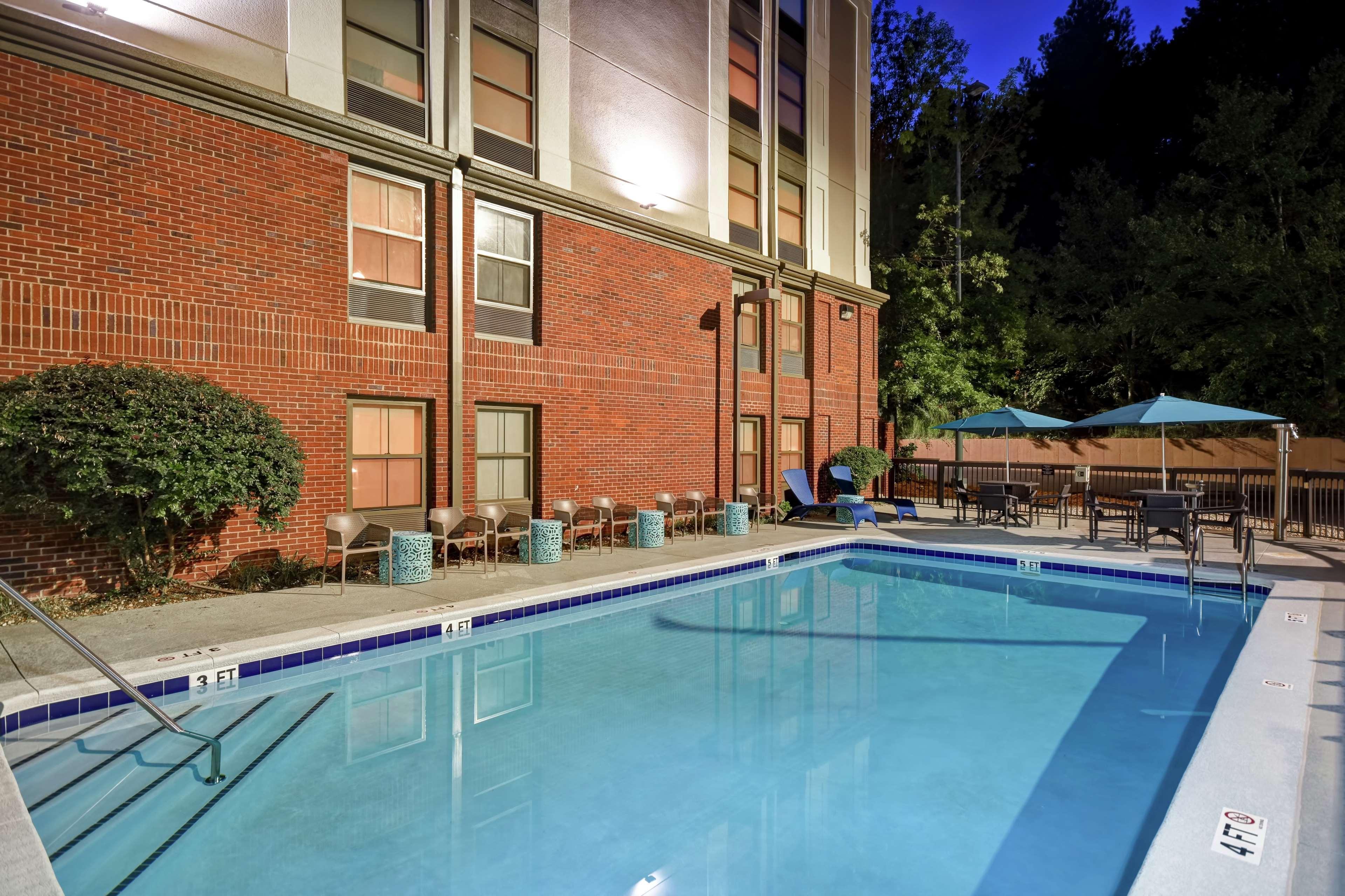 Hotel Hampton Atlanta-mall Of Georgia 3*