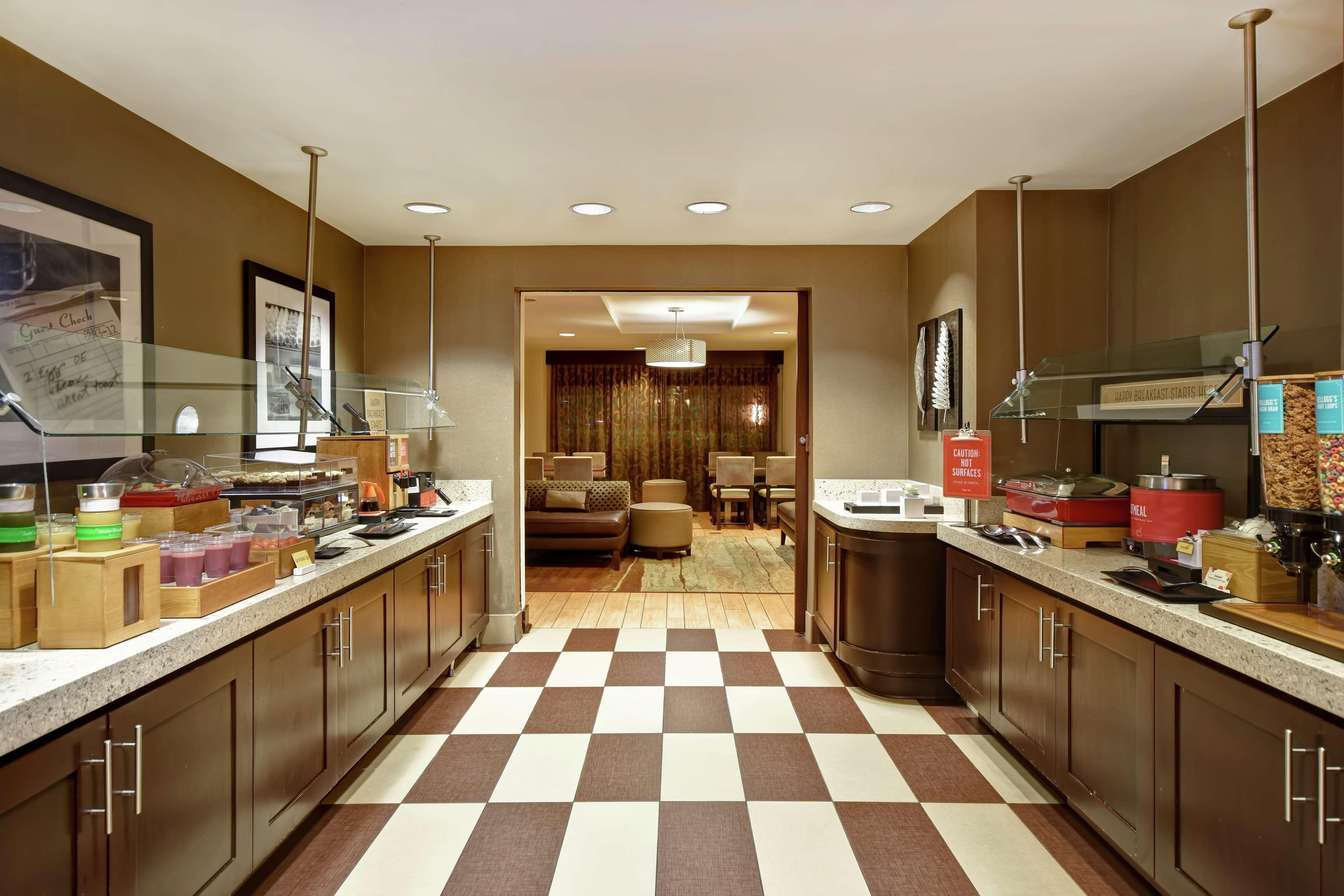 Hotel Hampton Atlanta-mall Of Georgia